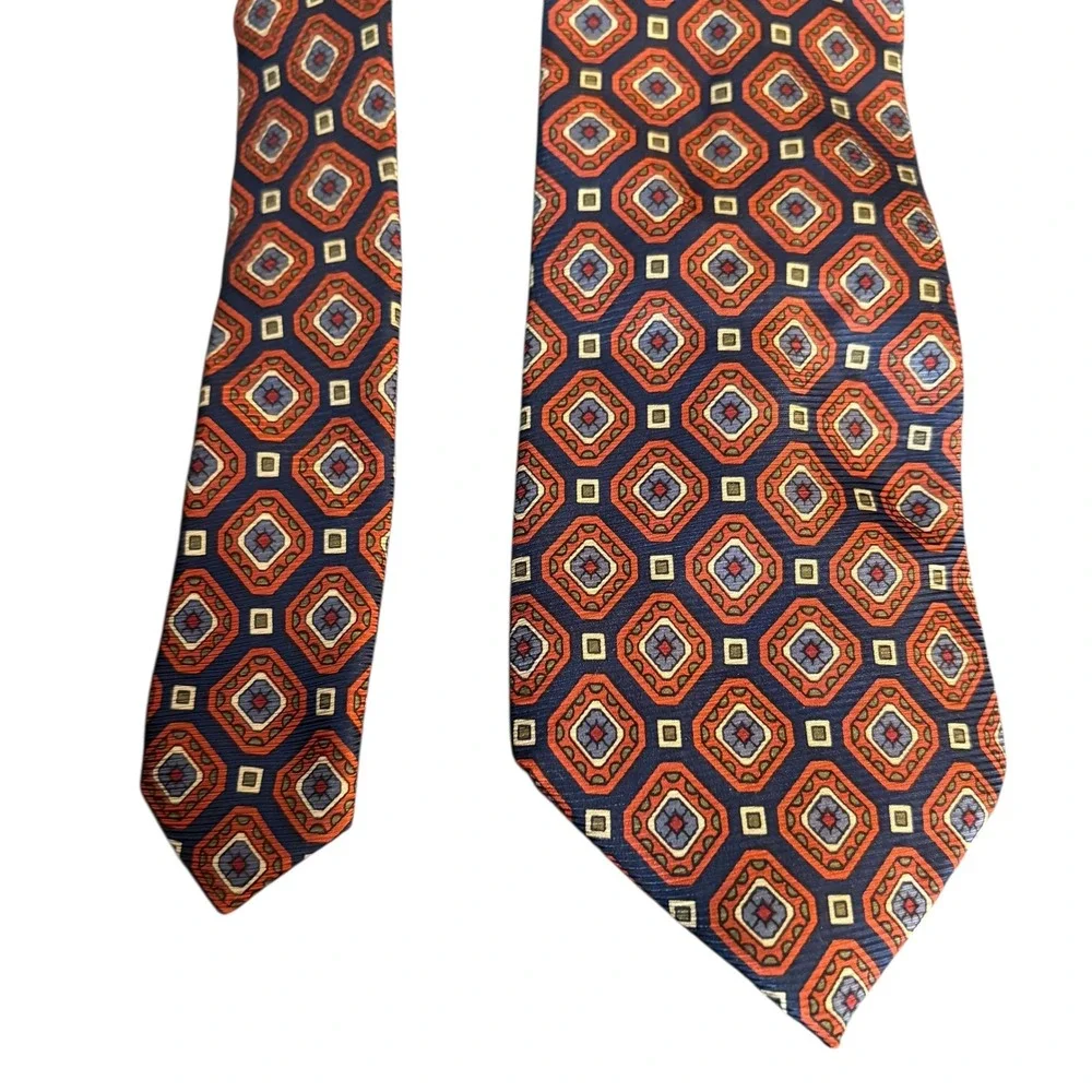 Tasso Elba 100%‎ Silk Tie Geometric Red Navy Diamond Pattern 60